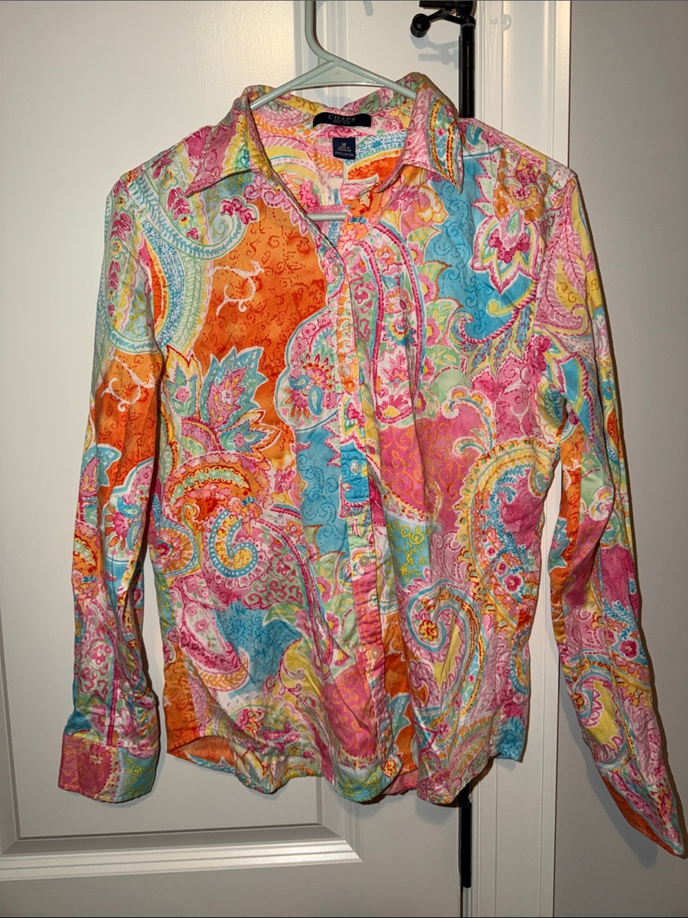 Chaps Ralph Lauren Colorful Paisley 100% Cotton Button down shirt size Medium